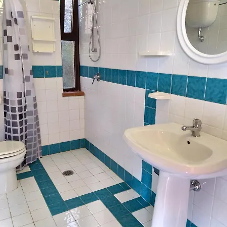 Camera Con Piscina - Bagno Esterno * Casalvieri
